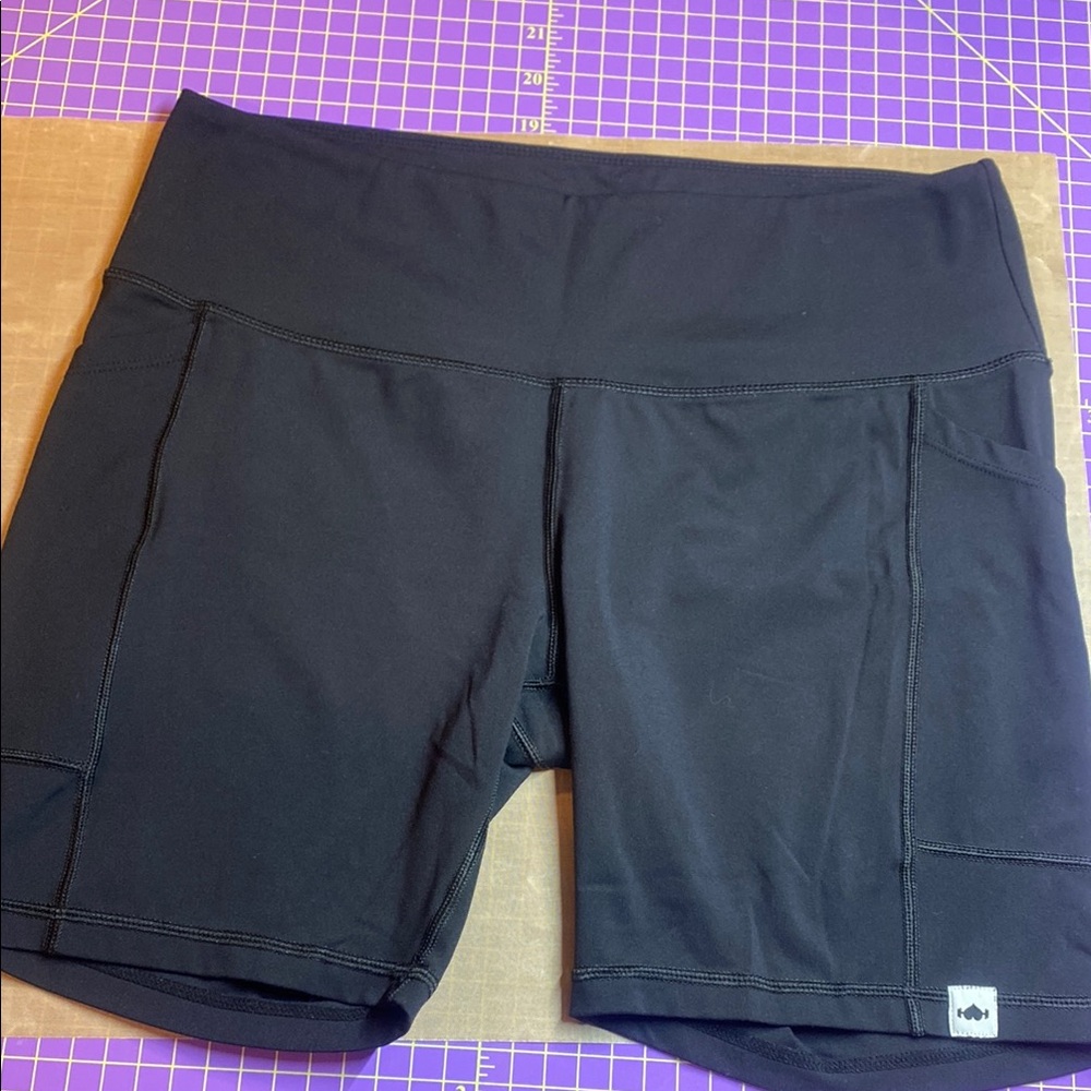 Wodbottom Body Butter Black Women's Shorts Medium EUC